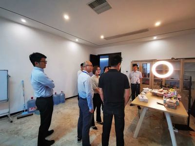 湖州市團(tuán)市委書記湯佩佩帶隊蒞臨天適力承新經(jīng)濟產(chǎn)業(yè)園調(diào)研